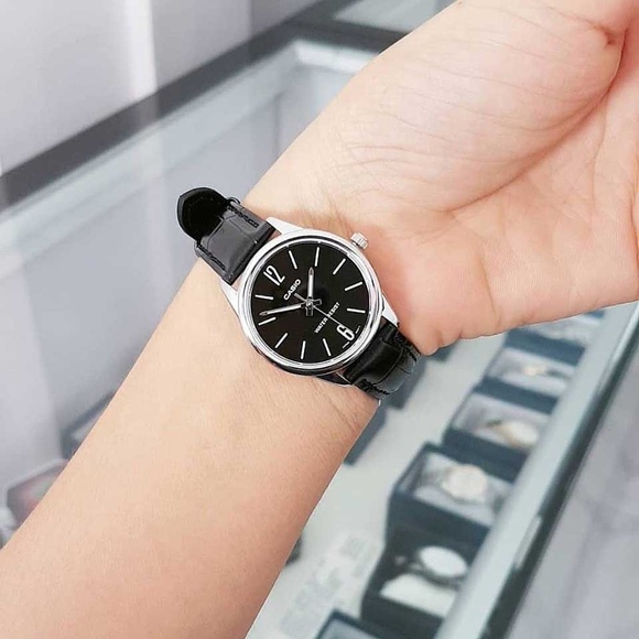 Casio LTP-V005L-1BUDF